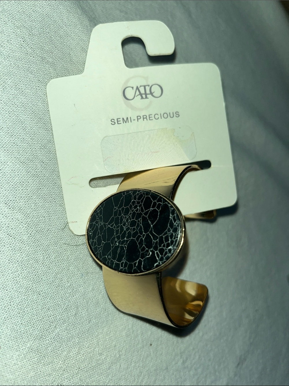 NEW Cato Gold-Tone Cuff Bracelet with Black Crackle Oval Stone